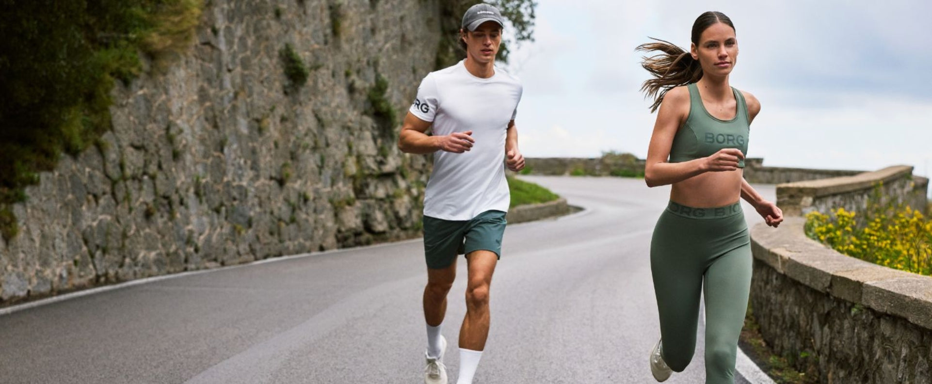 Hvordan vælger du den rigtige løbejakke til danske vejrskift?