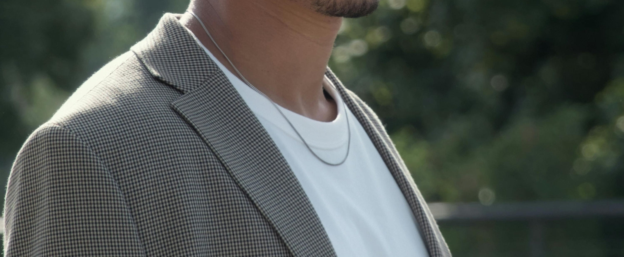 Sådan styler du en blazer med en T-shirt