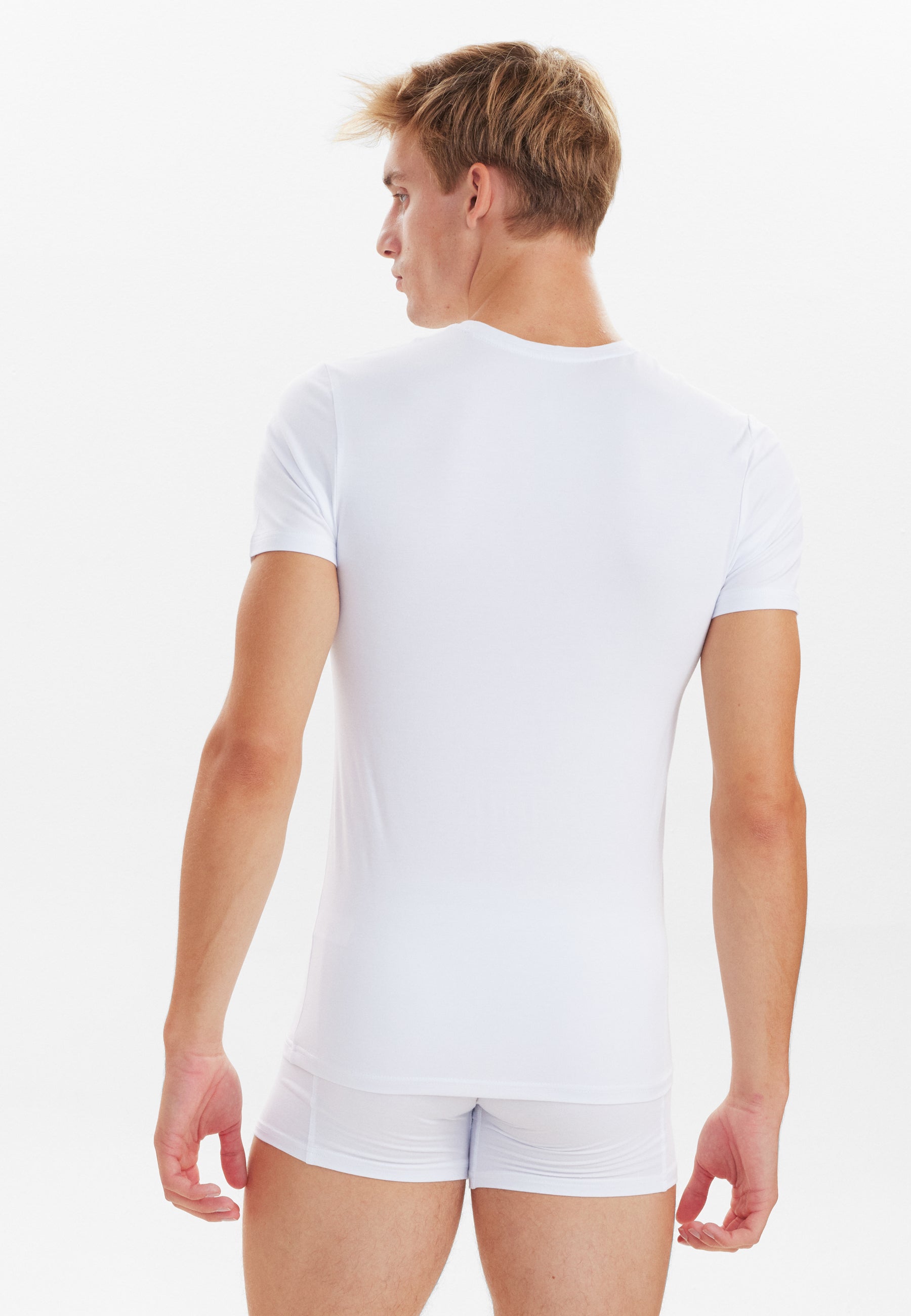 JBS 2-pack V-neck bamboo.