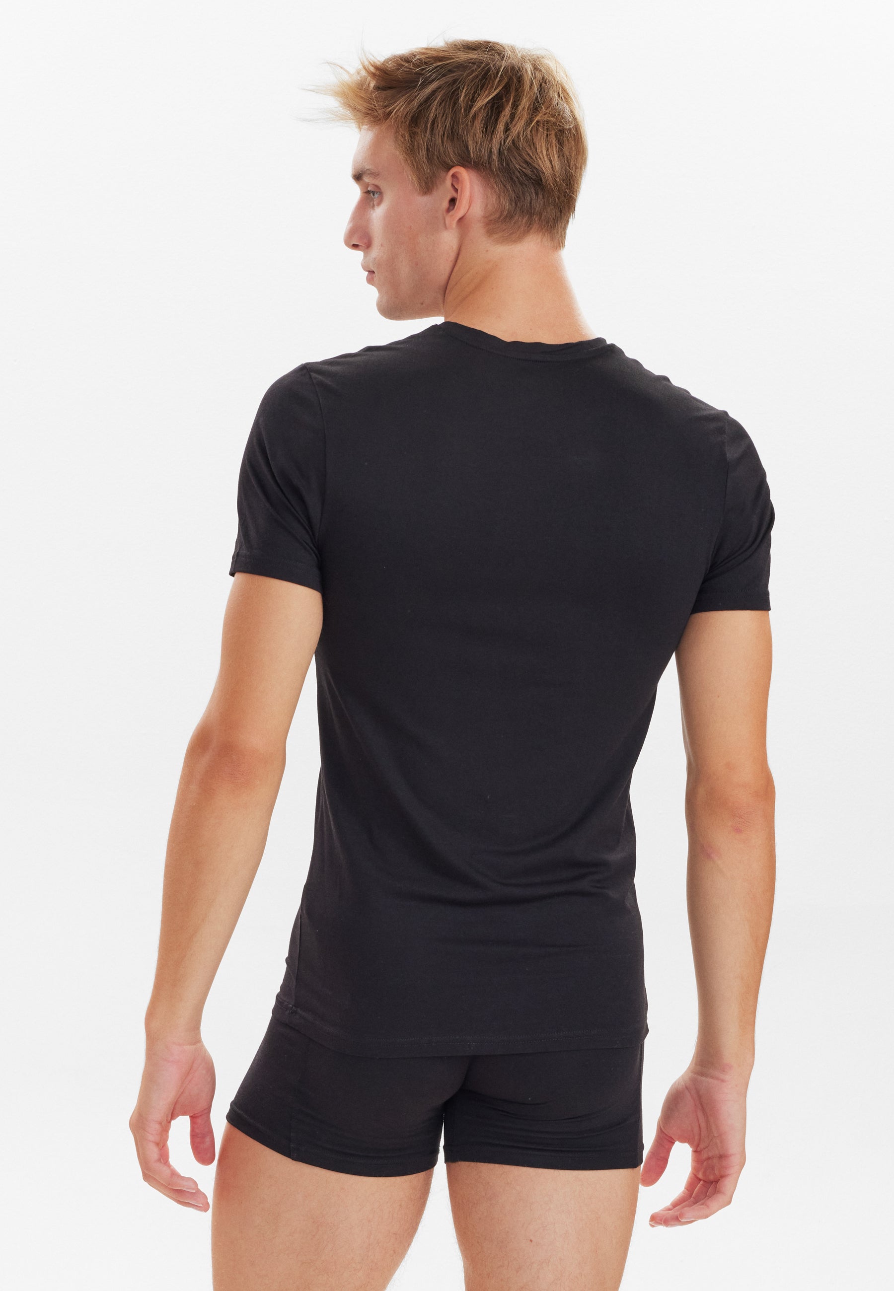 JBS 2-pack V-neck bamboo.