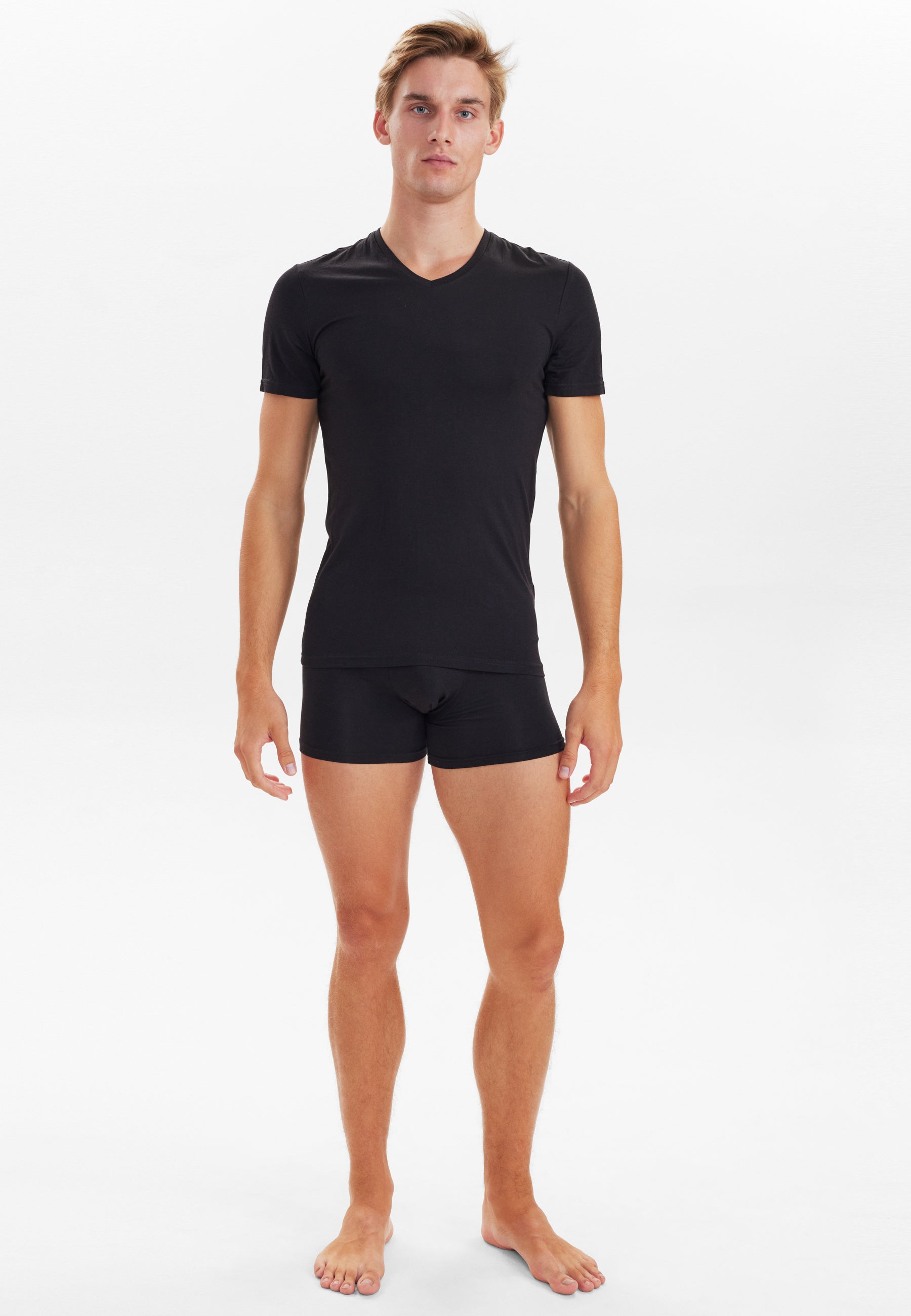 JBS 2-pack V-neck bamboo.