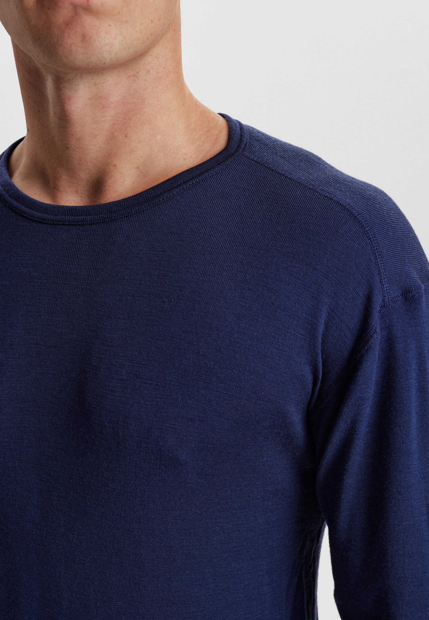 JBS t-shirt long sleeve wool.