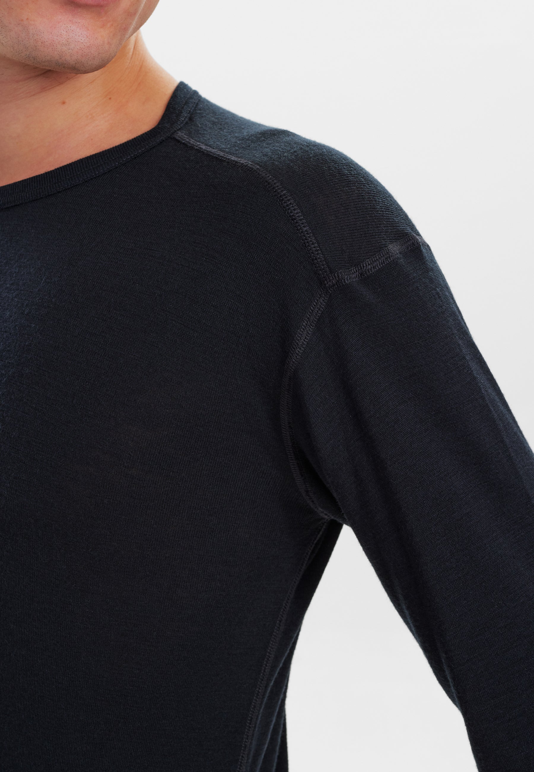 JBS t-shirt long sleeve wool.