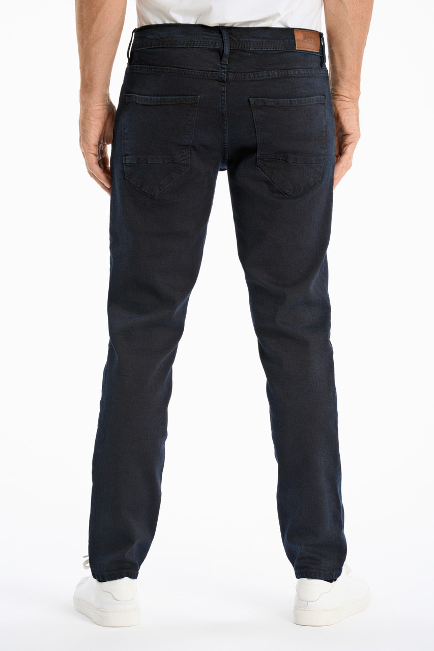 Tapered Fit Superflex Jeans