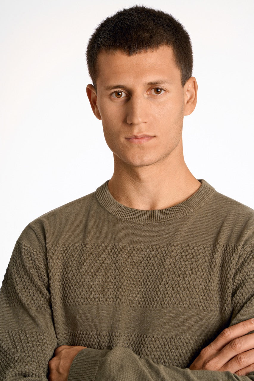 STRIK - Purl knit o-neck jumper -  - Hr Ravn