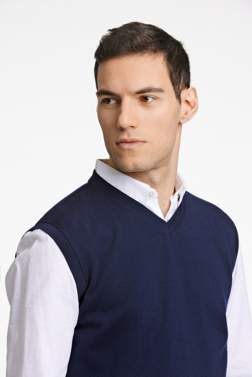 STRIK - 100 % merino v-neck slipover -  - Hr Ravn