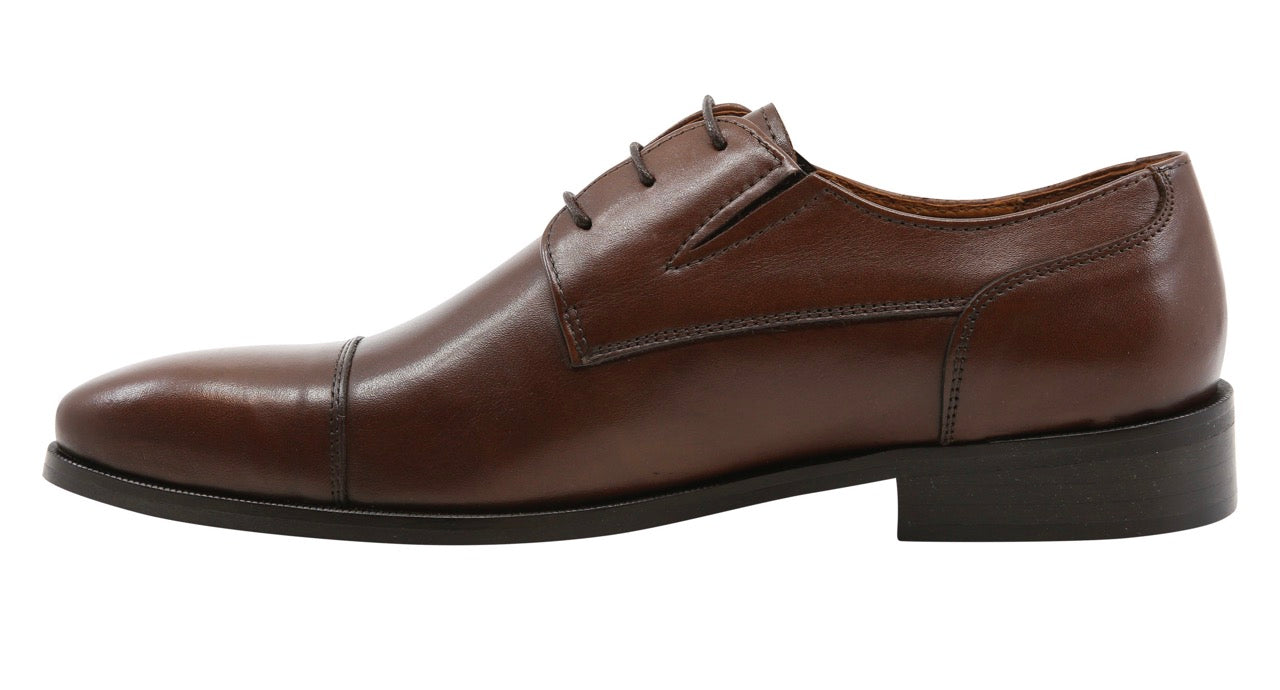 Classic leather shoe