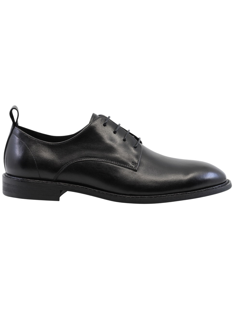 Classic leather shoe