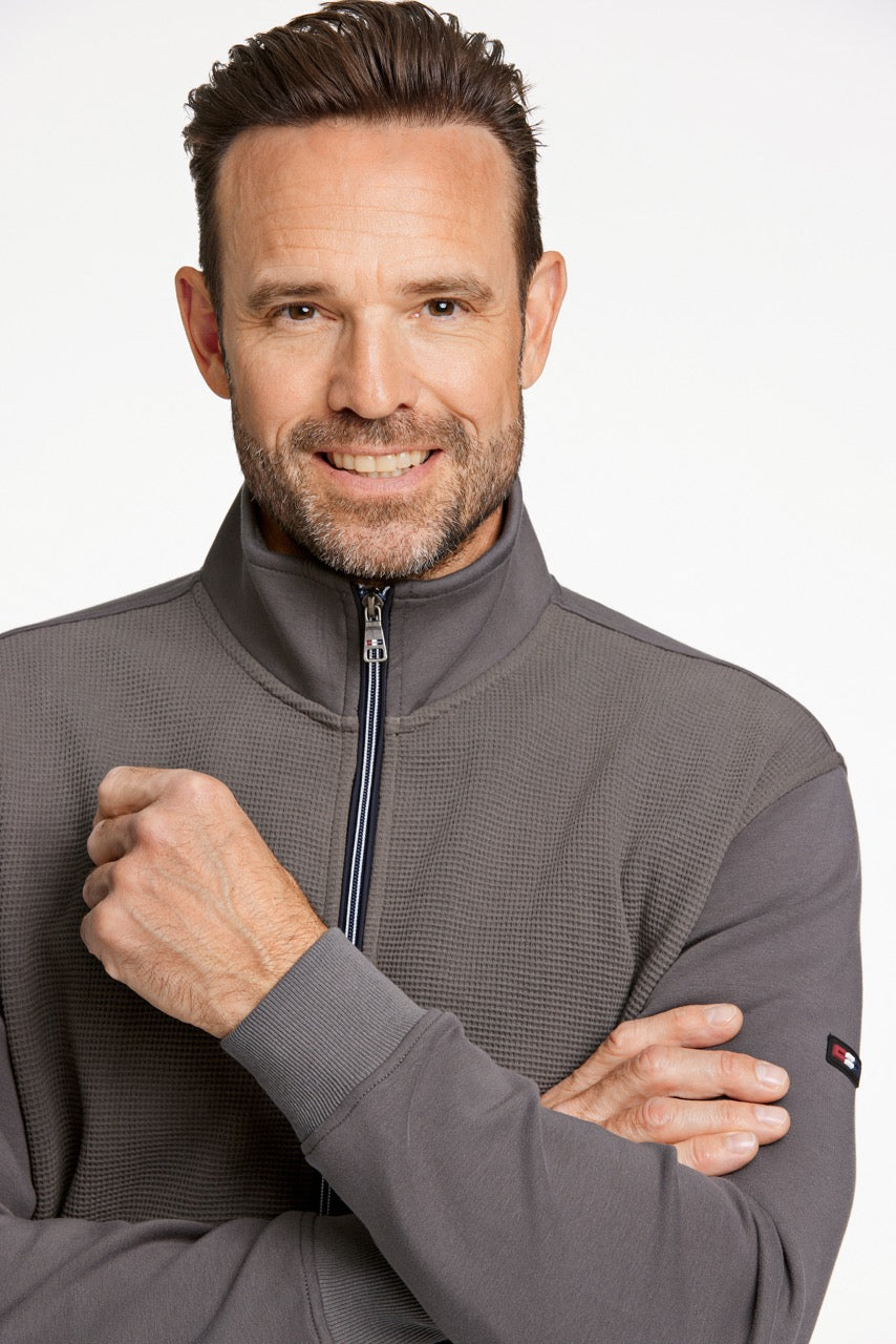 Superflex structure cardigan