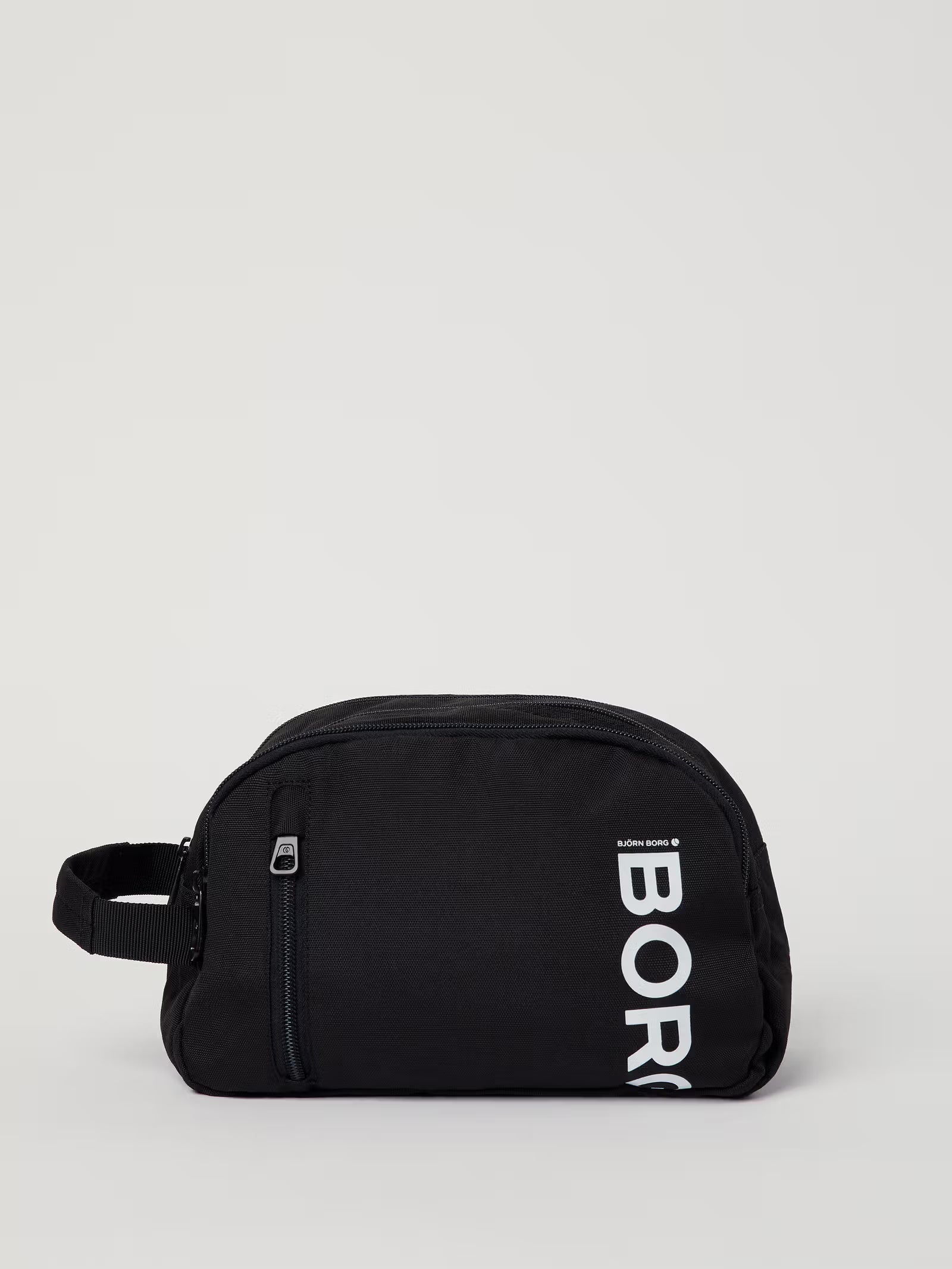 CORE WASH BAG STANDING