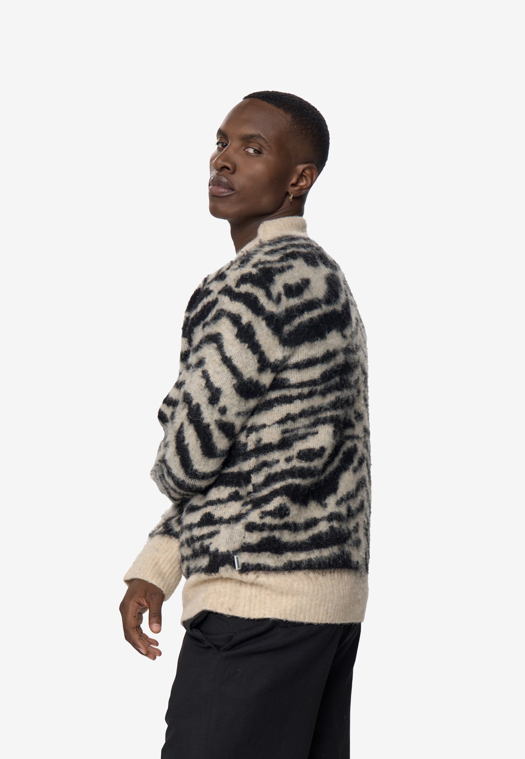 minimum male Fraser Jumper 4492 Jumper 5202 Turtledove