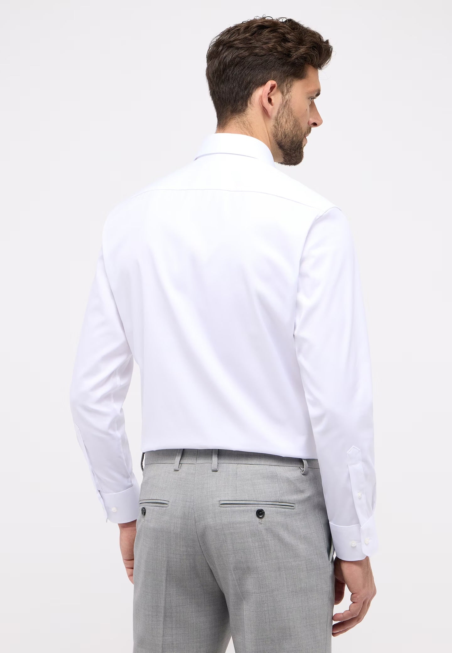 LANGE SKJORTER - Eterna Ensfarvet Modern Fit - - Hr Ravn