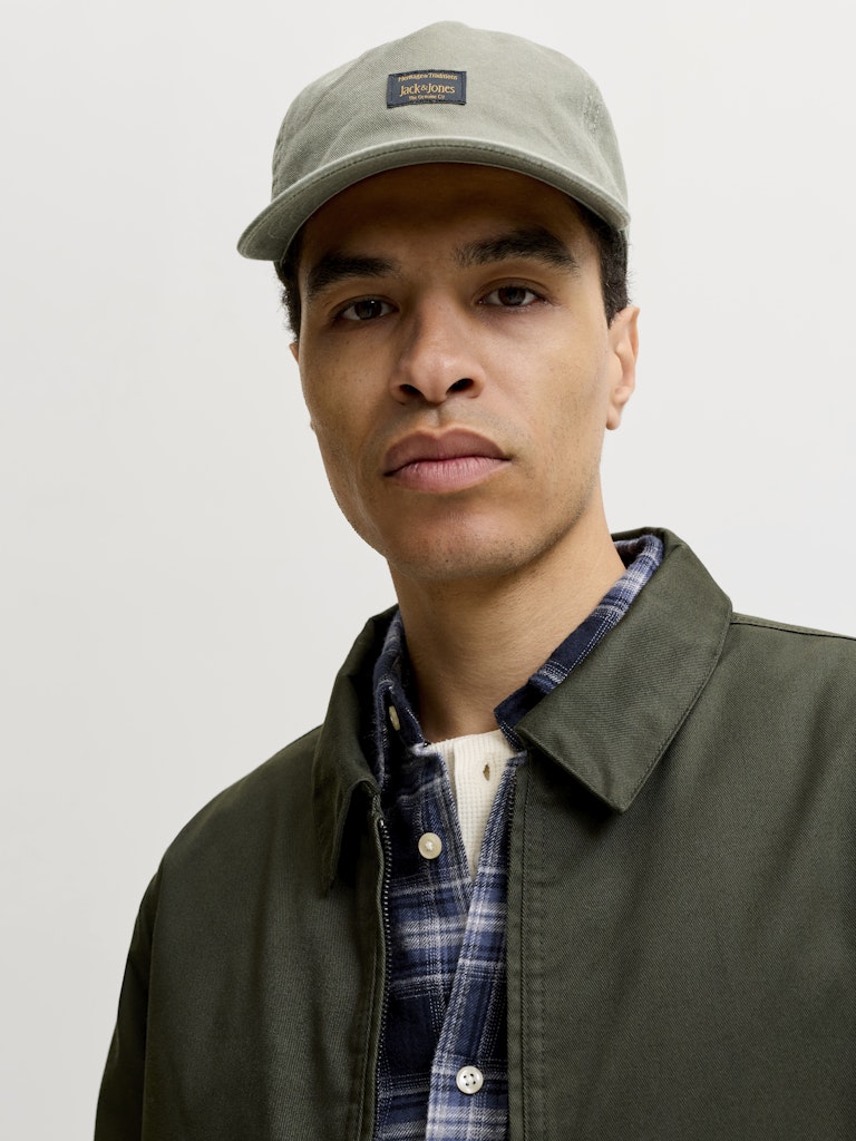 Jacframe Attitude Cap