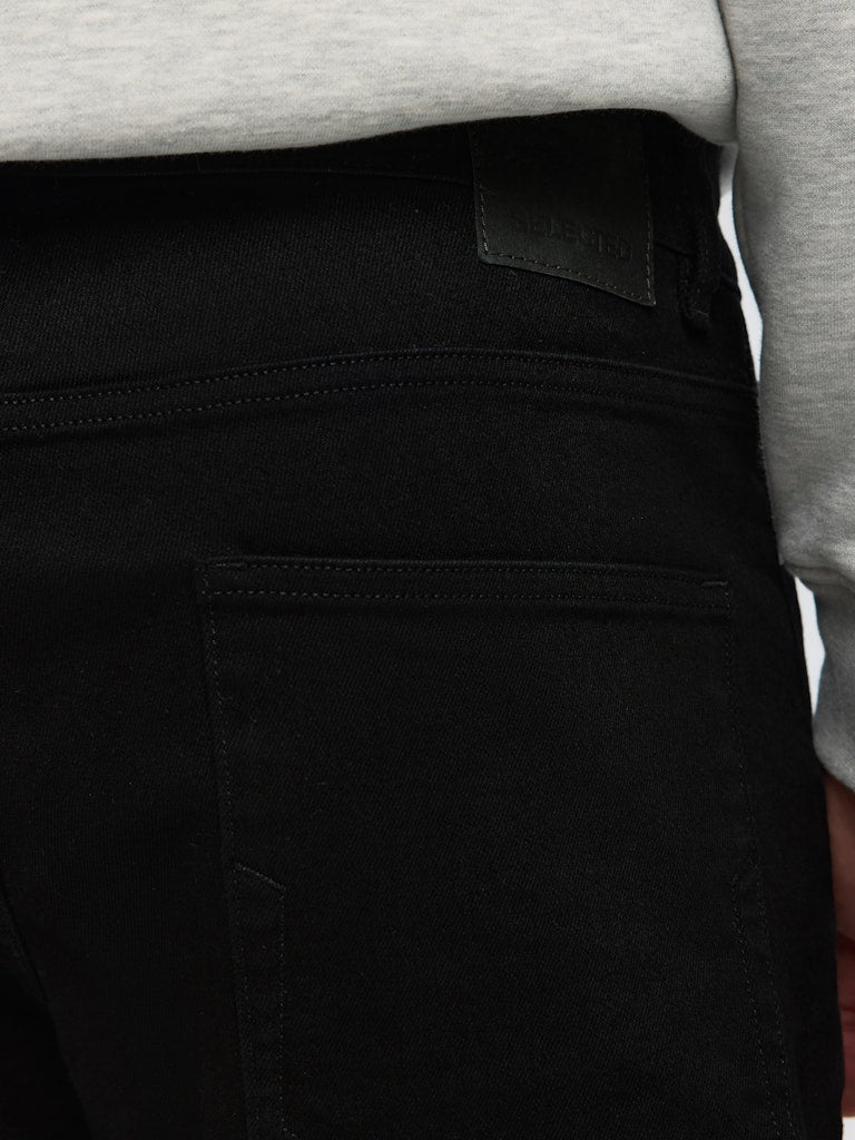 Slh196-Straight Ben Stay Black 600 Jeans