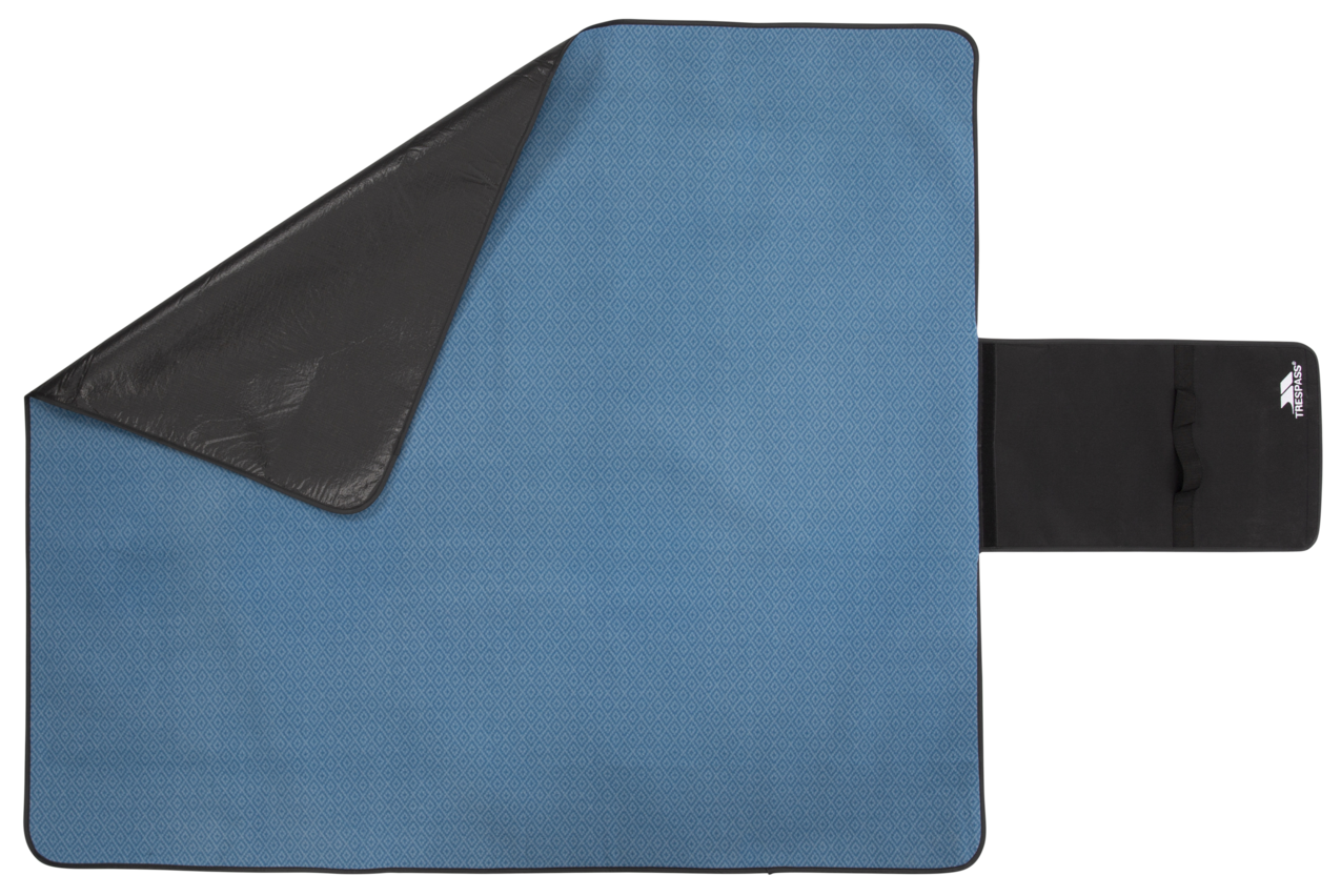 THROW - FOLDED W-PROOF BLANKET