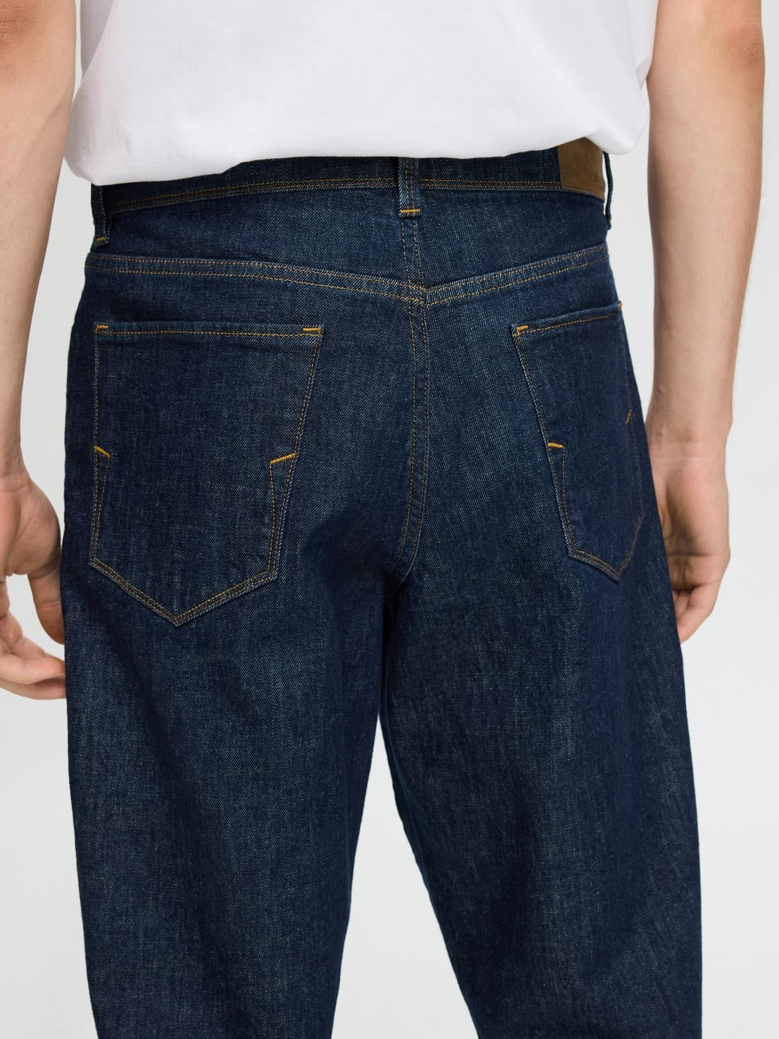 JEANS - SLH190-REG TAPERED COLE RINSE JEANS - - Hr Ravn