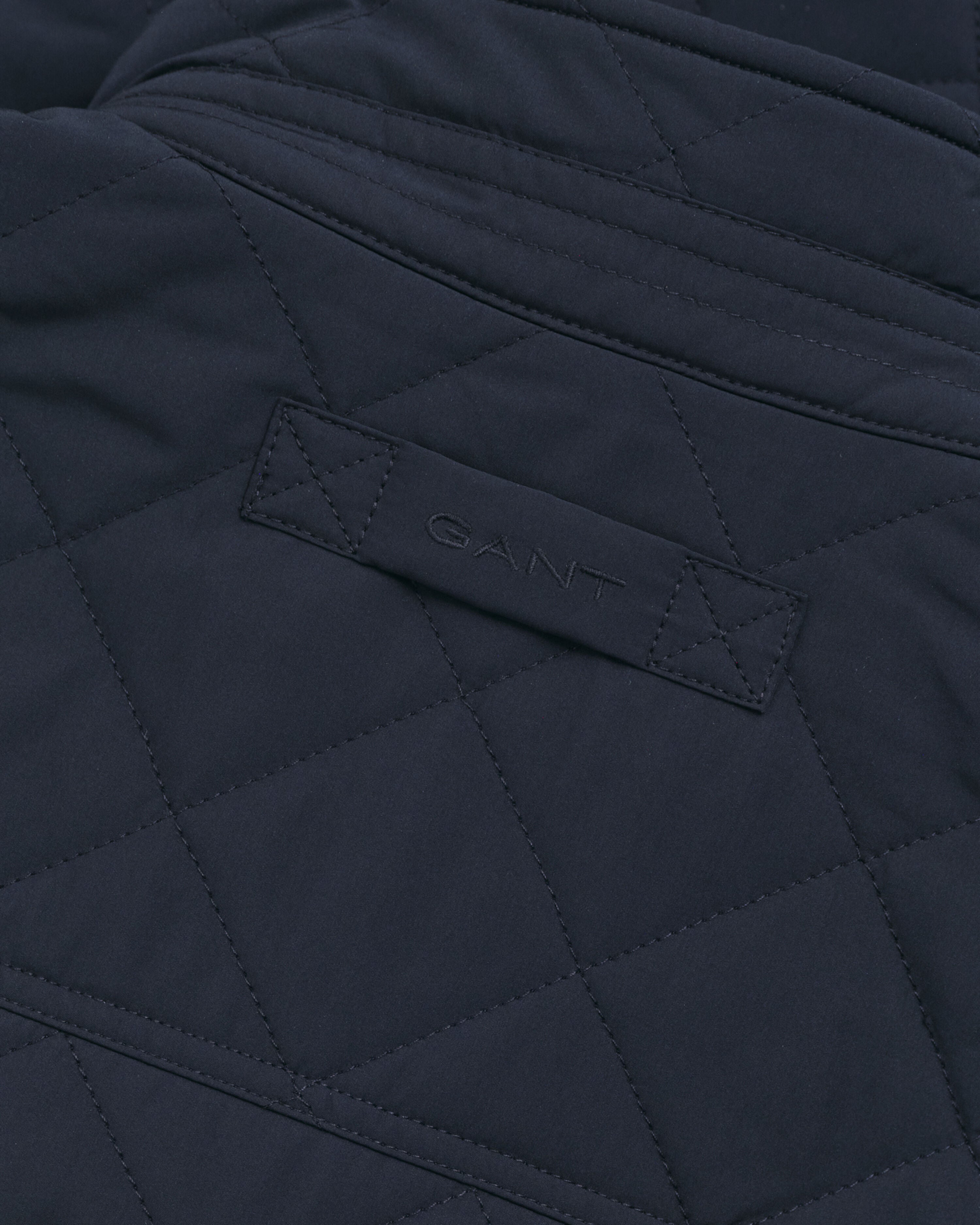 QUILTED WINDCHEATER VEST