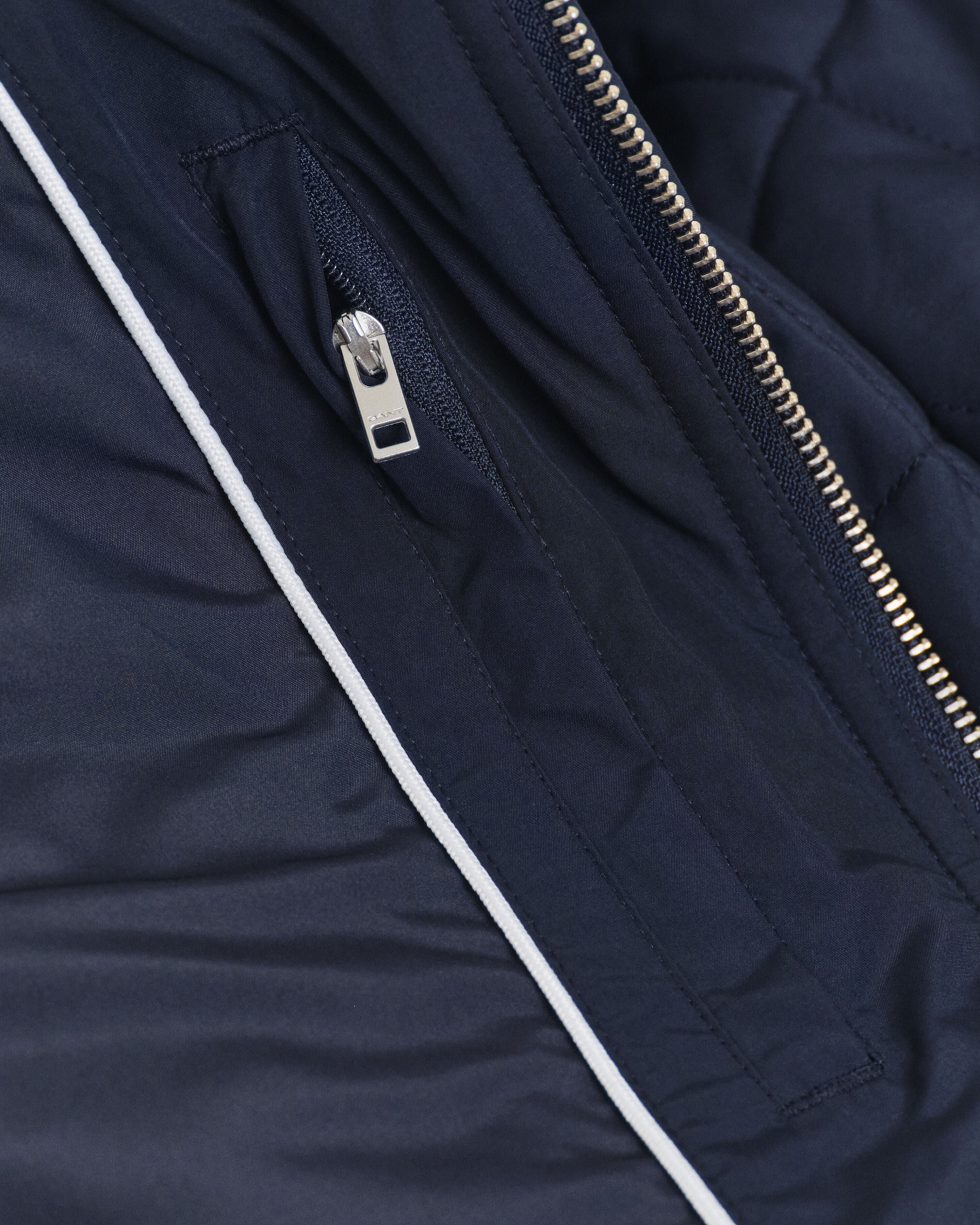 QUILTED WINDCHEATER VEST
