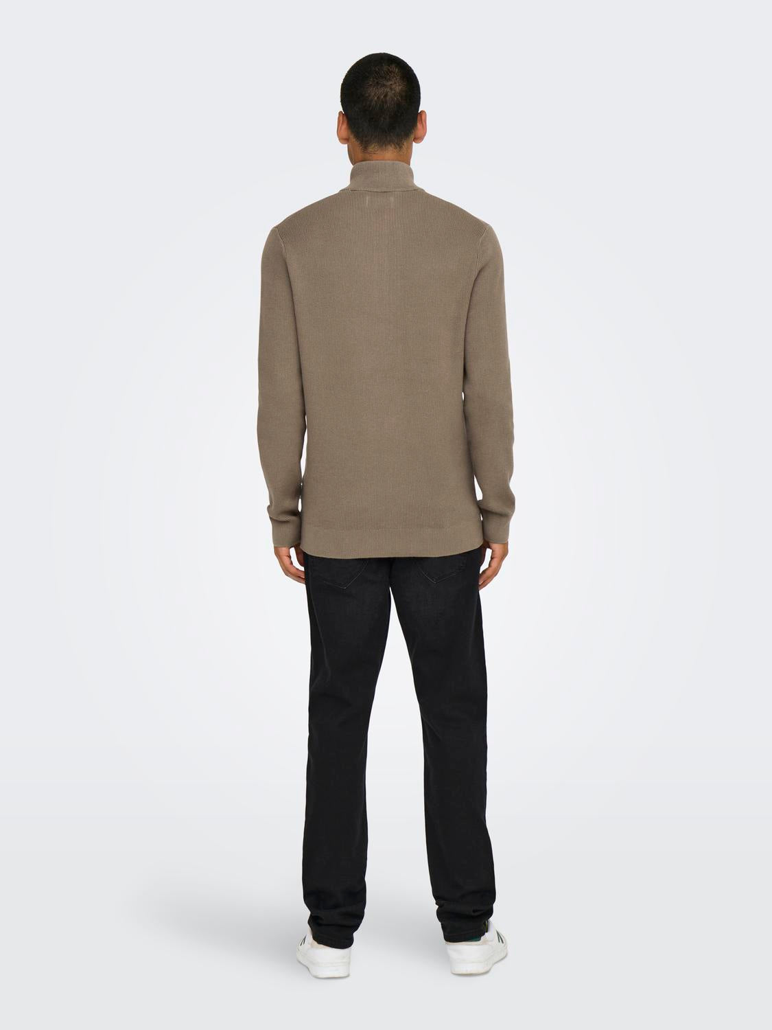 Onsphil Reg 12 Struc Half Zip Strikkegenser i flere størrelser