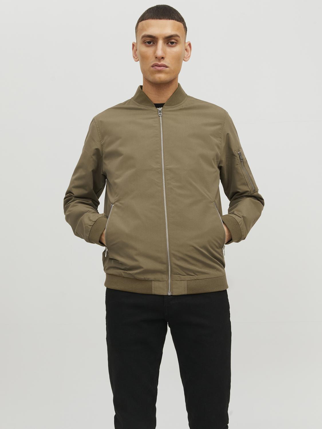Jjerush Bomber Noos