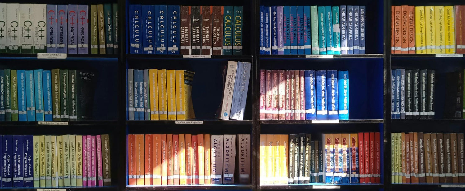 Hvordan skaber man en interessant bogreol?