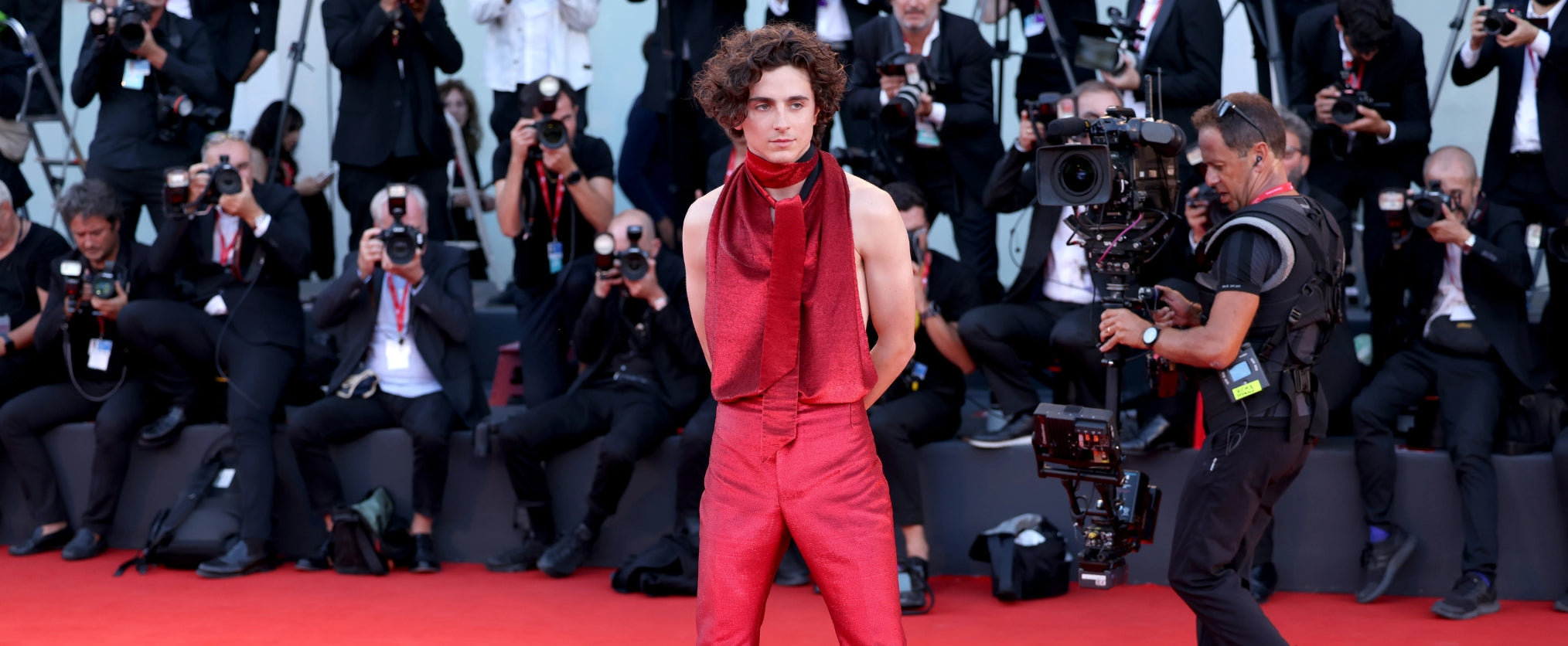 Stil-Ikoner: Timothée Chalamet – Den Eksperimenterende Stilikon