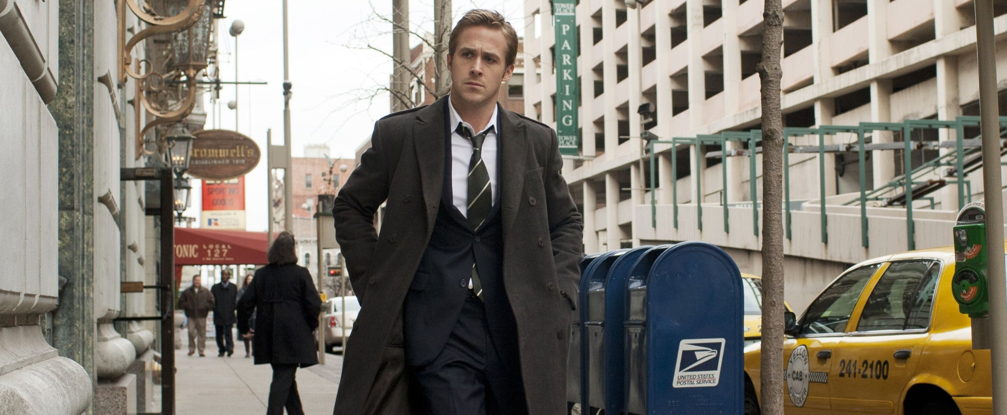 Stil-Ikoner: Ryan Gosling – Minimalistisk Perfektion