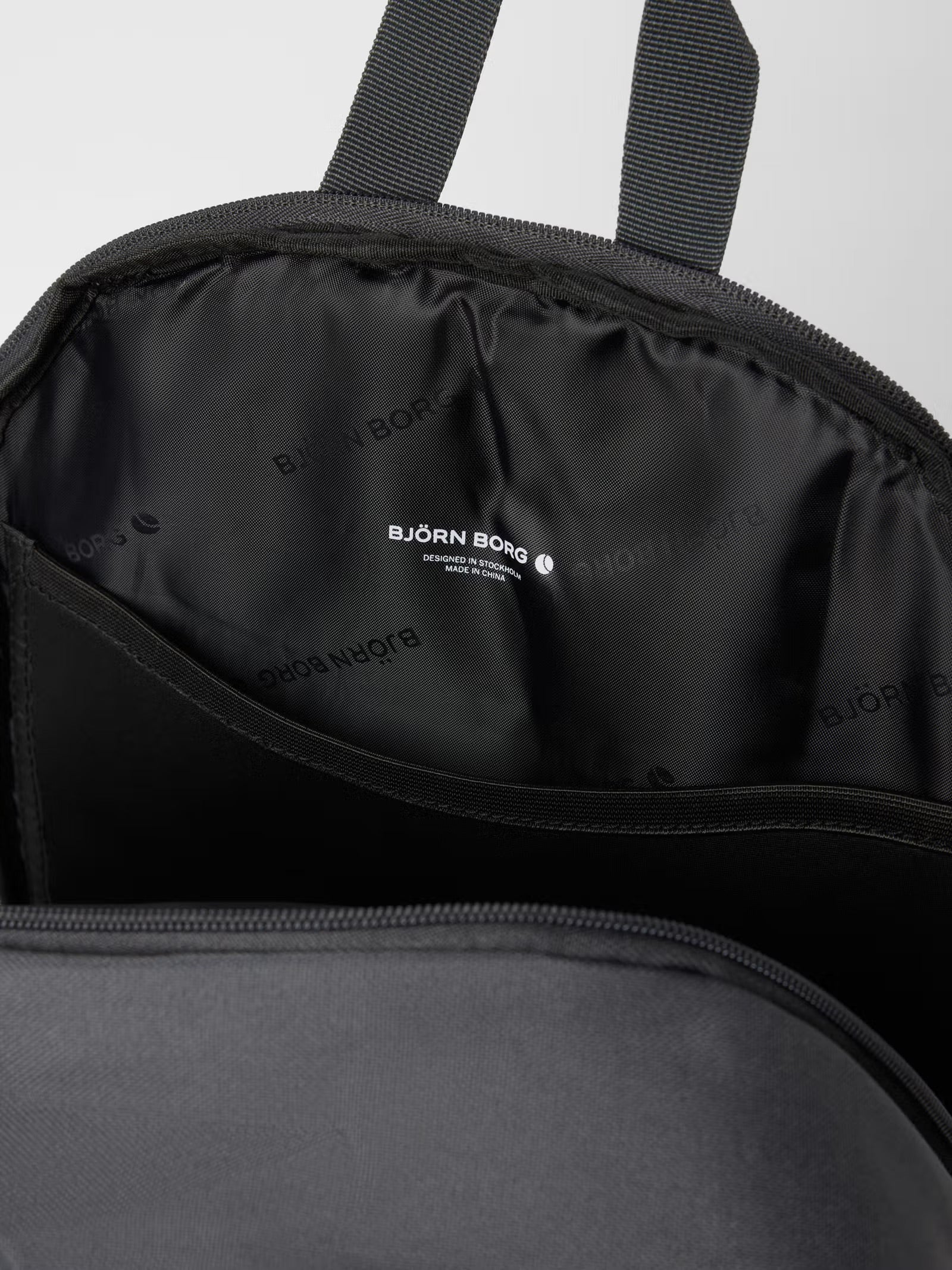 CORE ICONIC BACKPACK