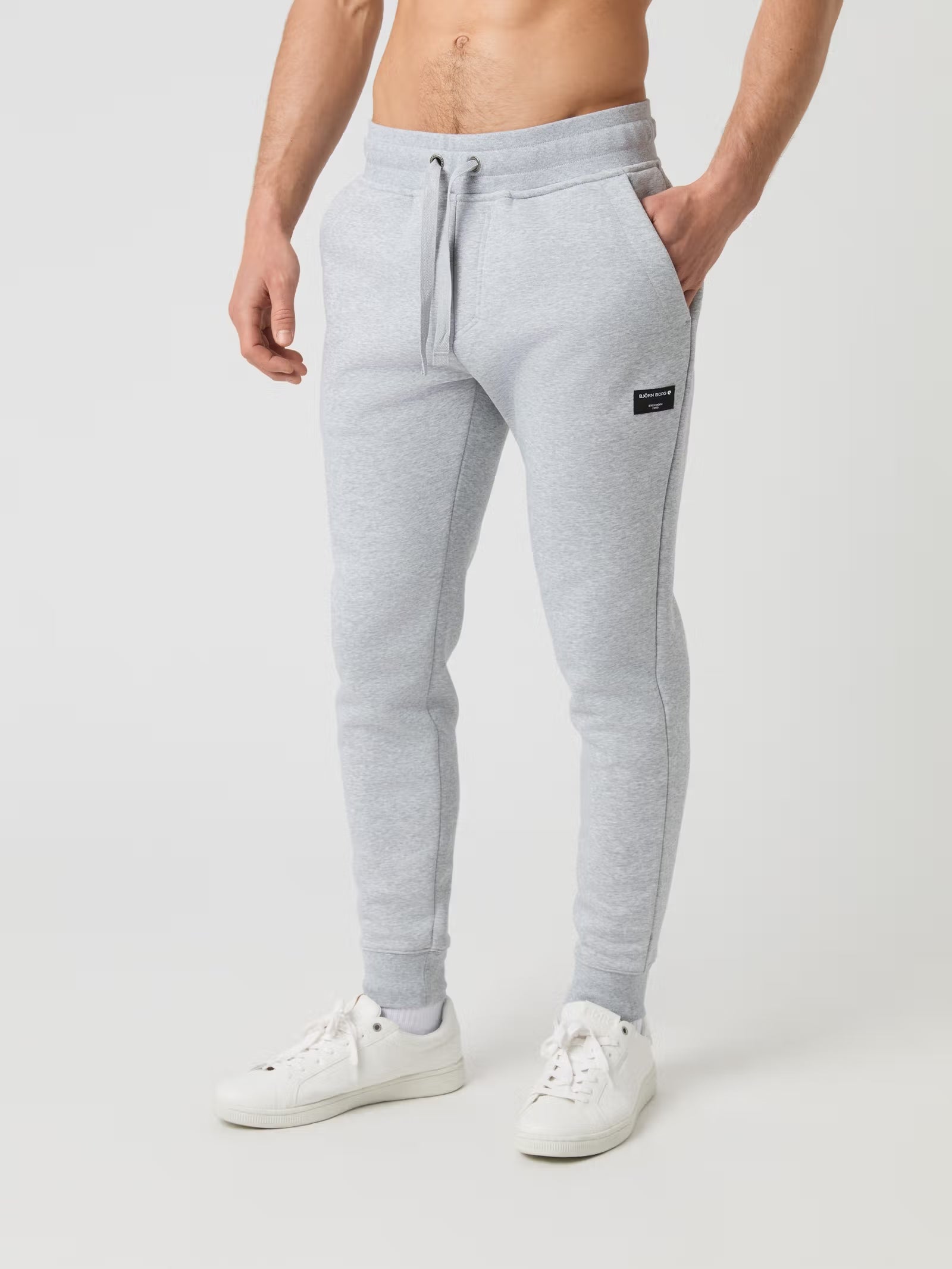 CENTRE TAPERED SWEATPANTS