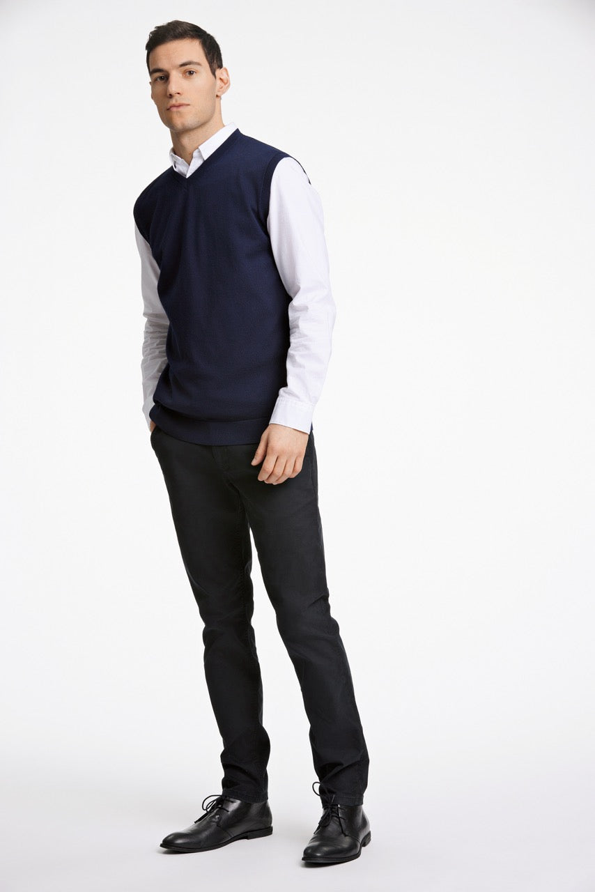 STRIK - 100 % merino v-neck slipover -  - Hr Ravn