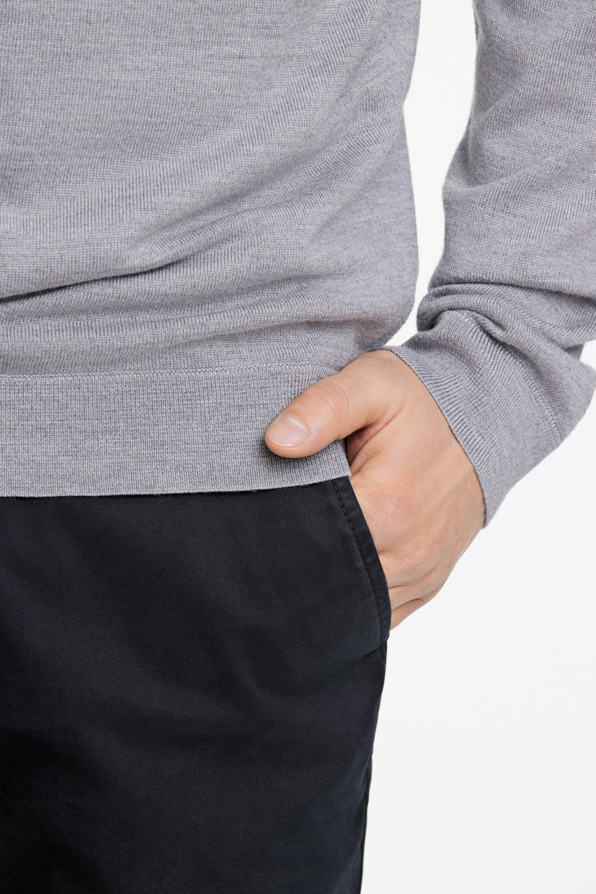 STRIK - 100 % merino crew neck knit -  - Hr Ravn