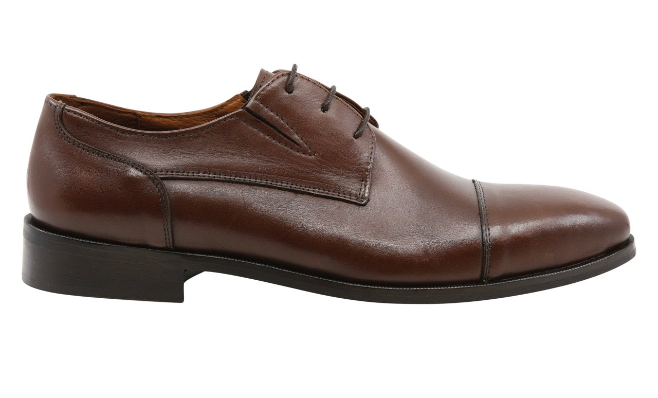 Classic leather shoe