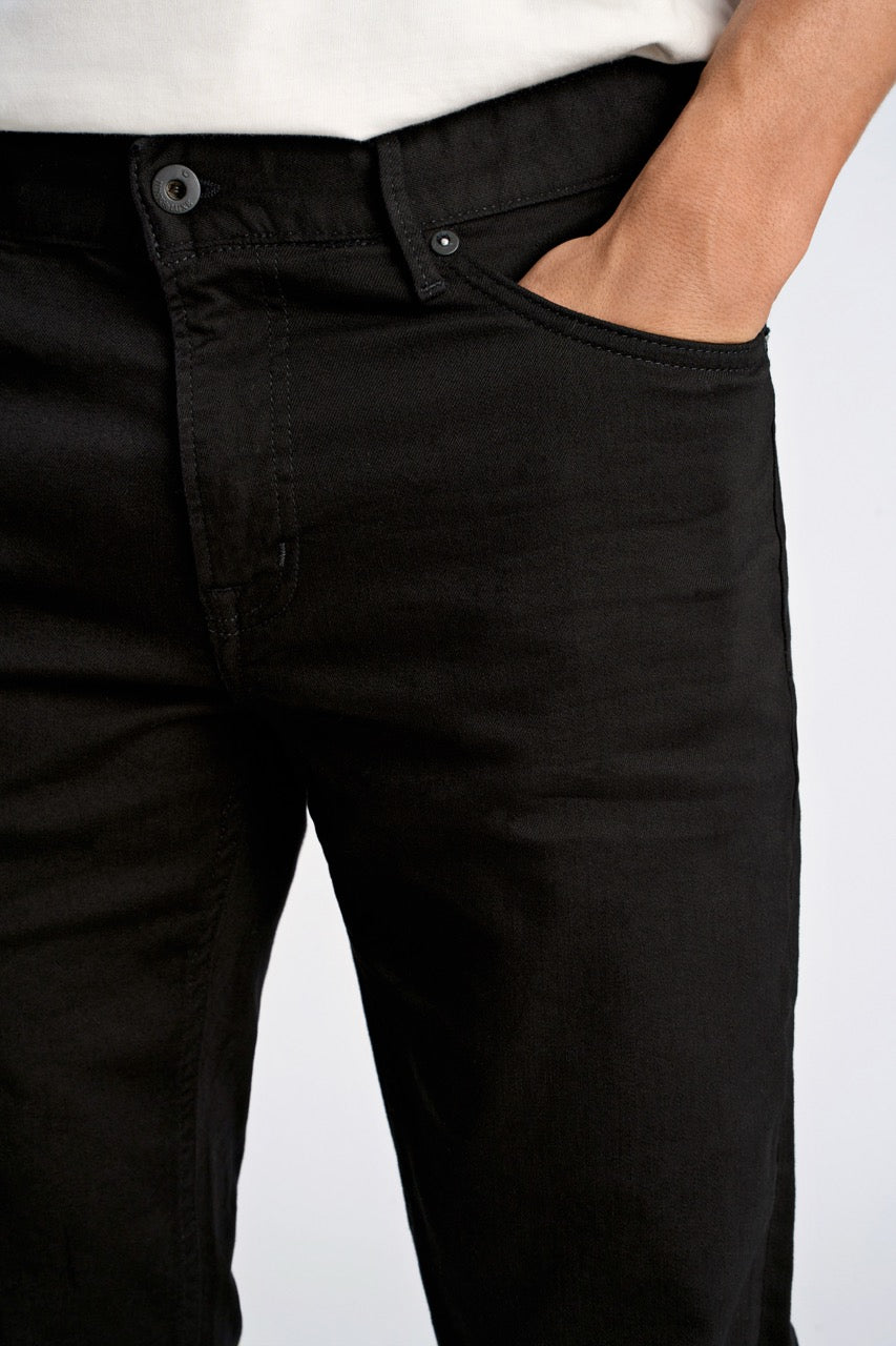 Stay black tapered fit jeans