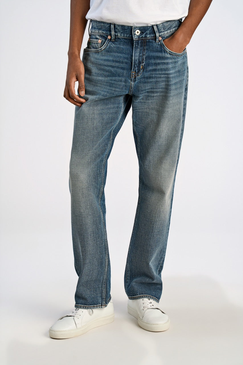 Heavy wash loose fit jeans