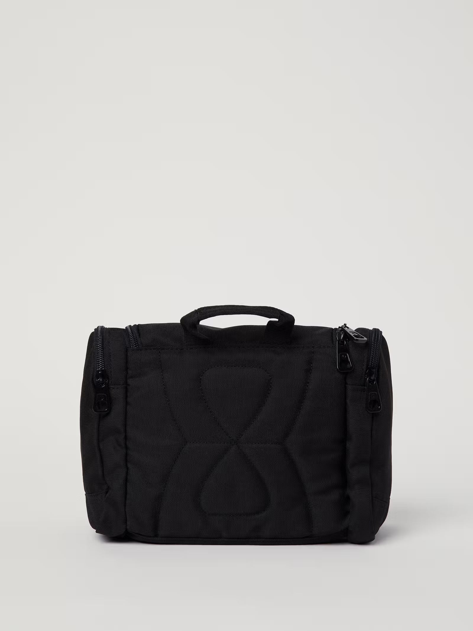 CORE WASH BAG HANGING