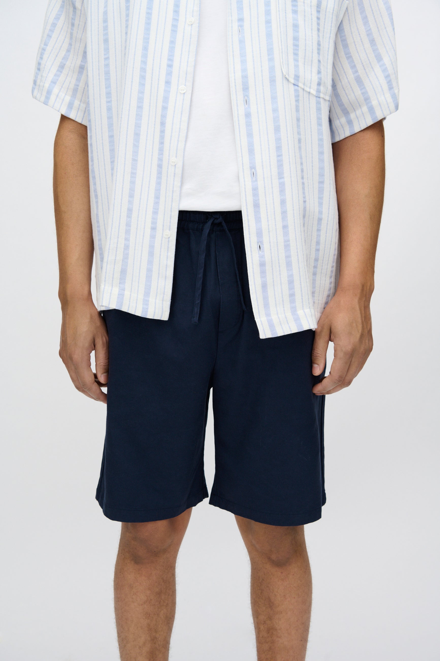 minimum male Atlas shorts 3750 Shorts 687 Navy Blazer