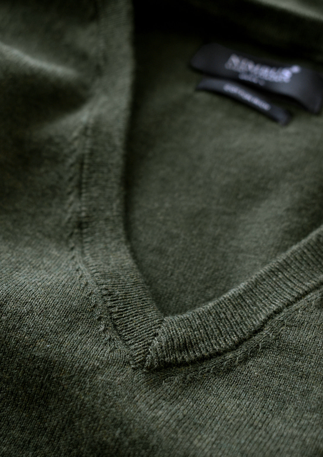 Brighton V-Neck Men