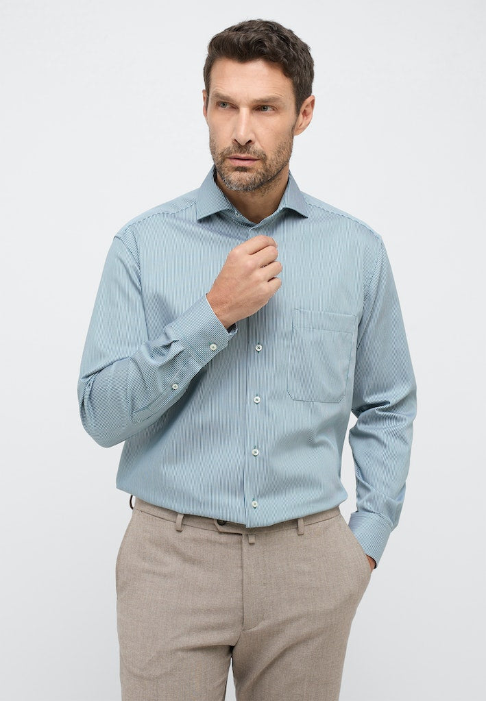 LANGE SKJORTER - SLIM FIT STRIBET ETERNA -  - Hr Ravn