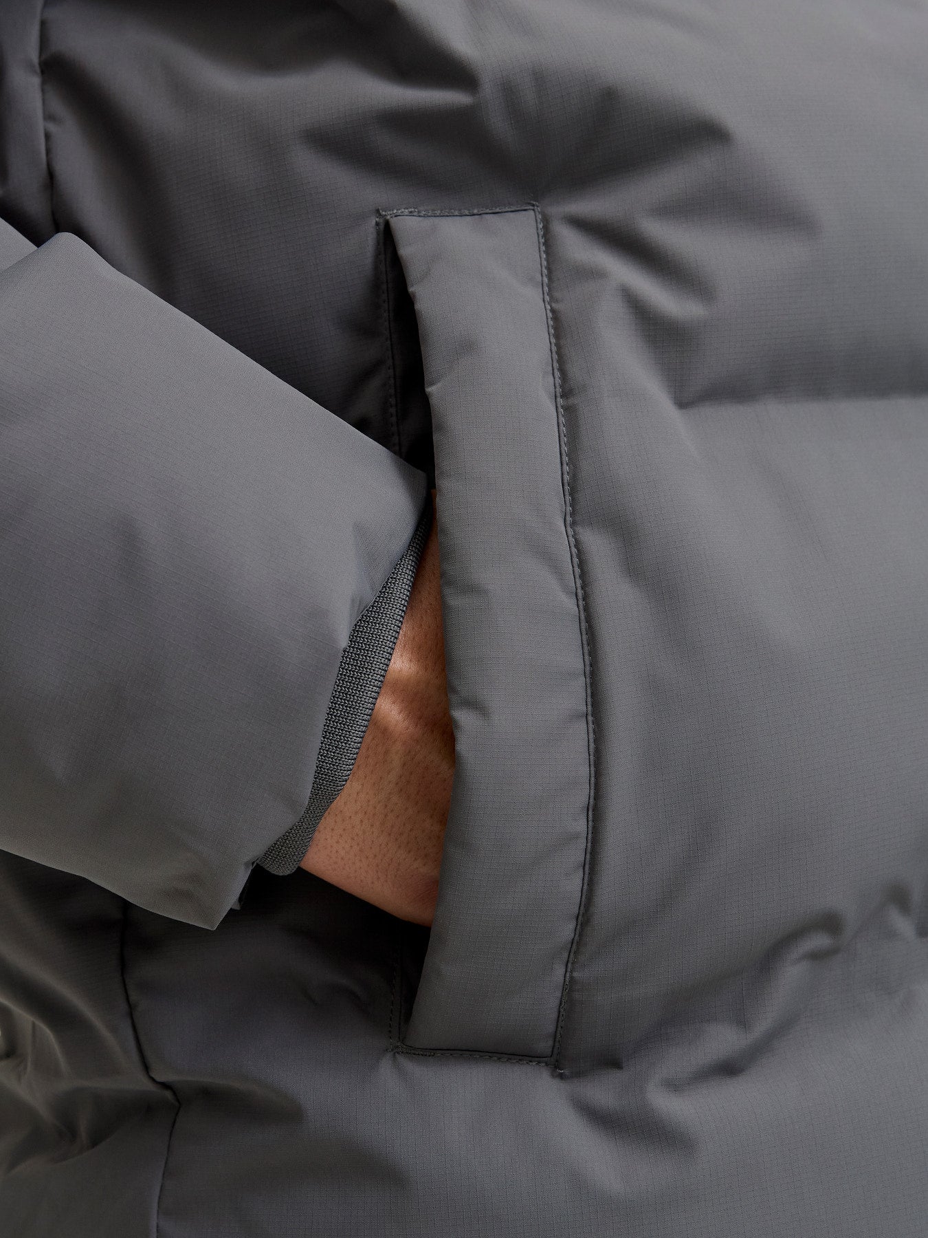 Jjesoho Puffer Hood SN