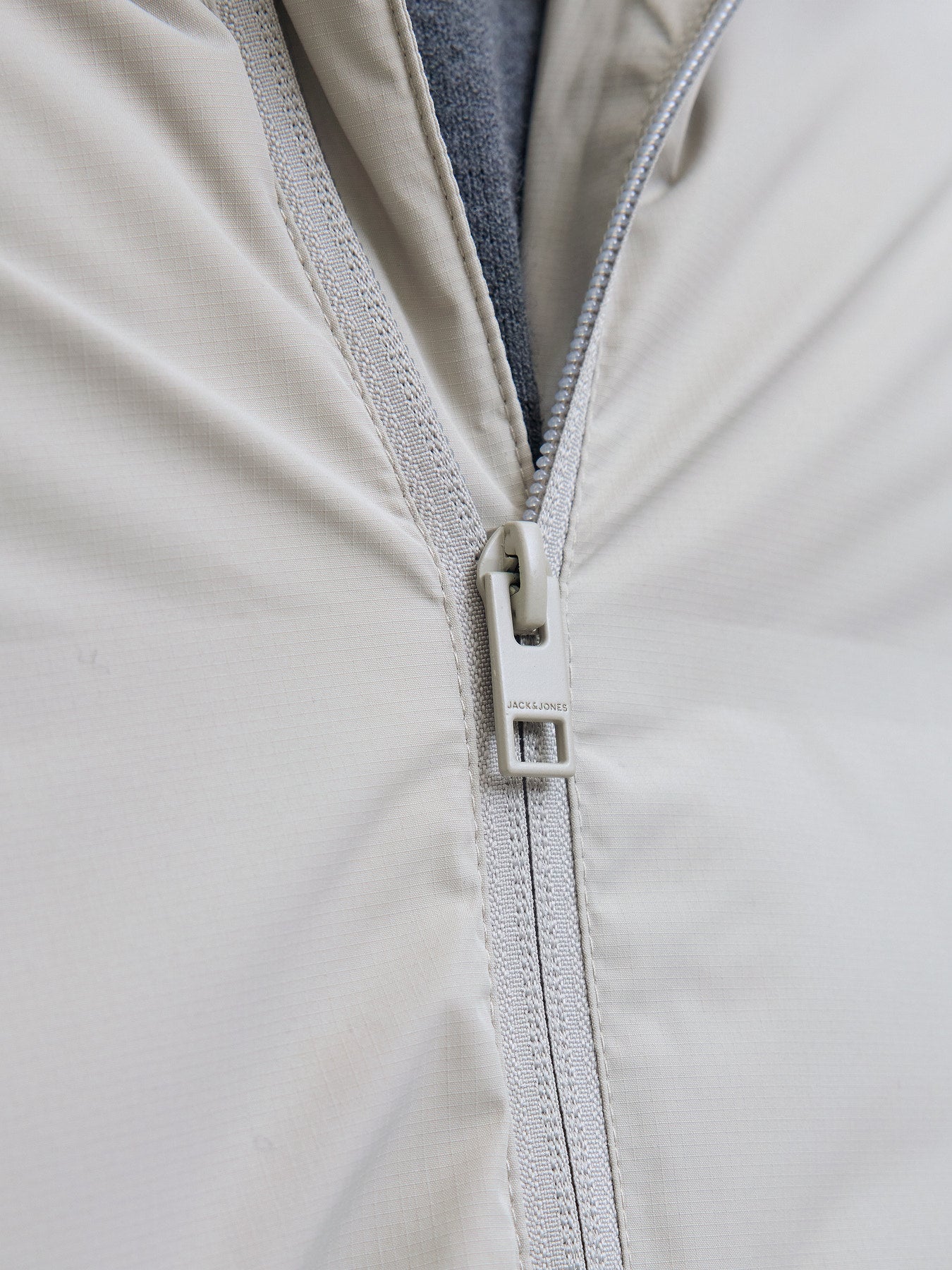 Jjesoho Puffer Hood SN