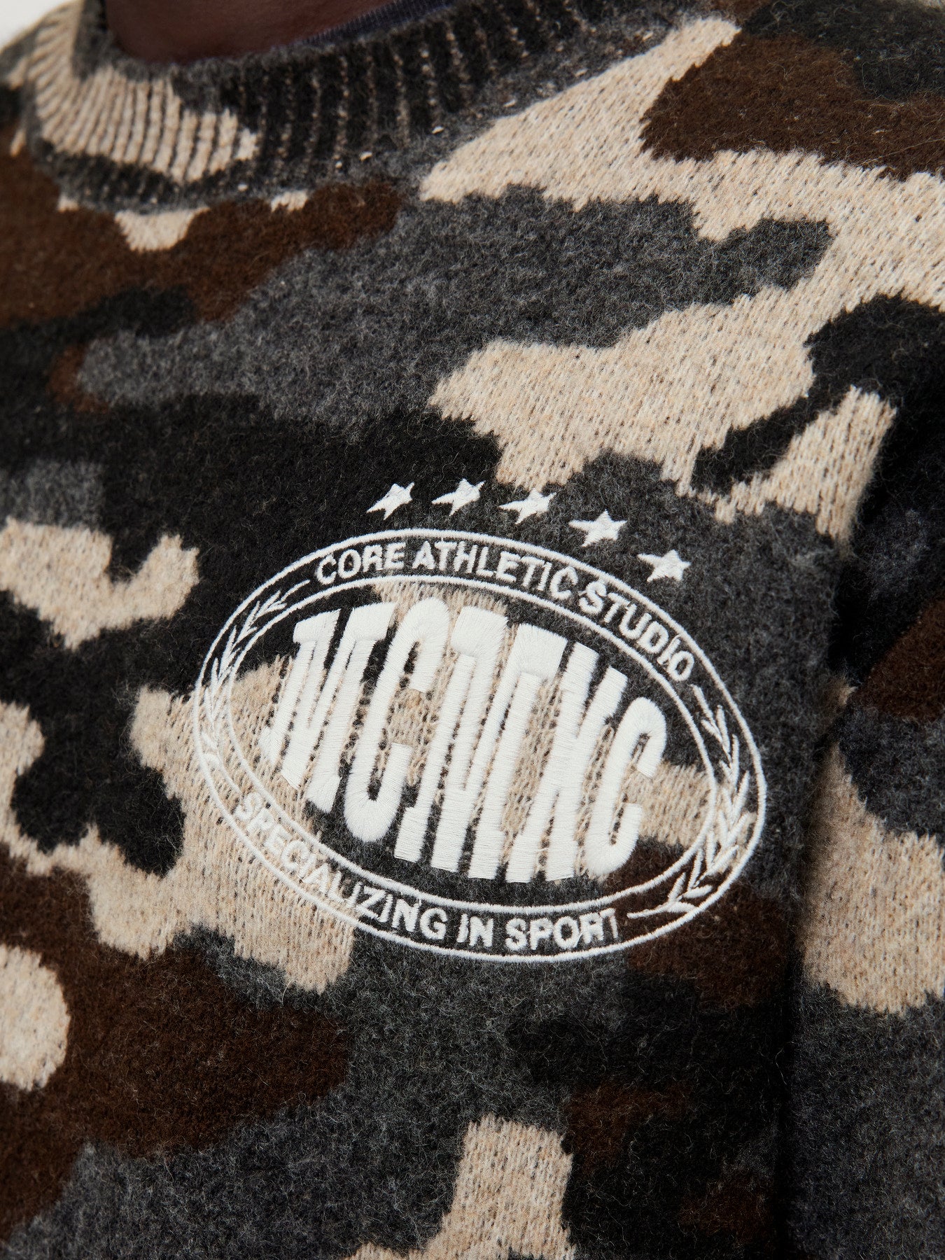 STRIK - JCOFADE KNIT AOP CREW NECK STYD AW25 -  - Hr Ravn