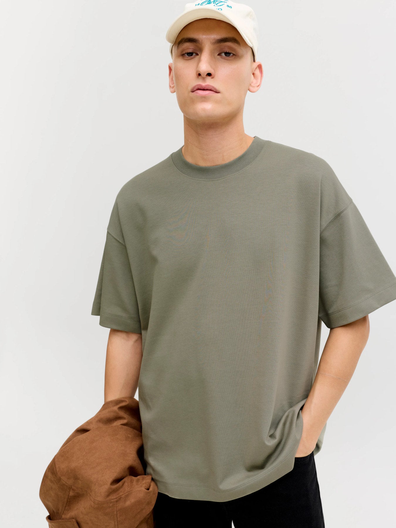 T-SHIRTS - JJEBARRON TEE SS O-NECK NOOS -  - Hr Ravn
