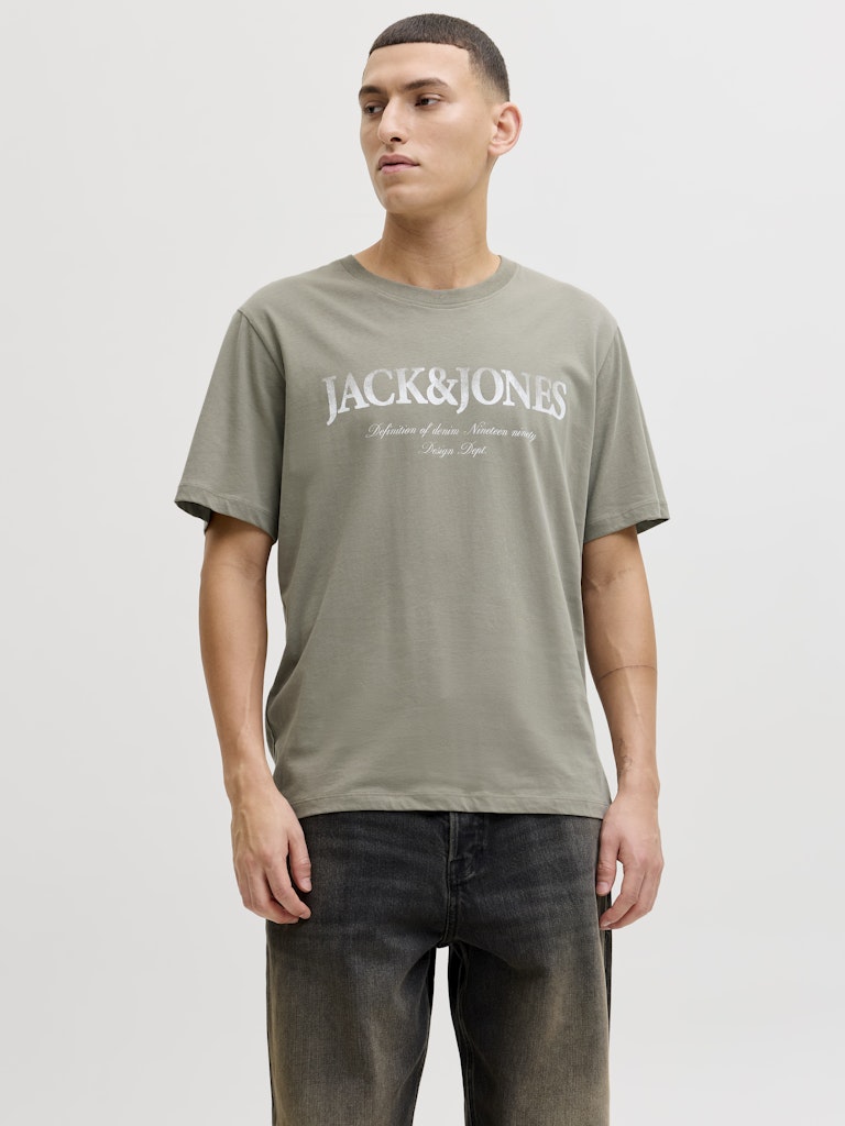 JJDEVIN DAYTONA PRINT TEE SS CREW LN