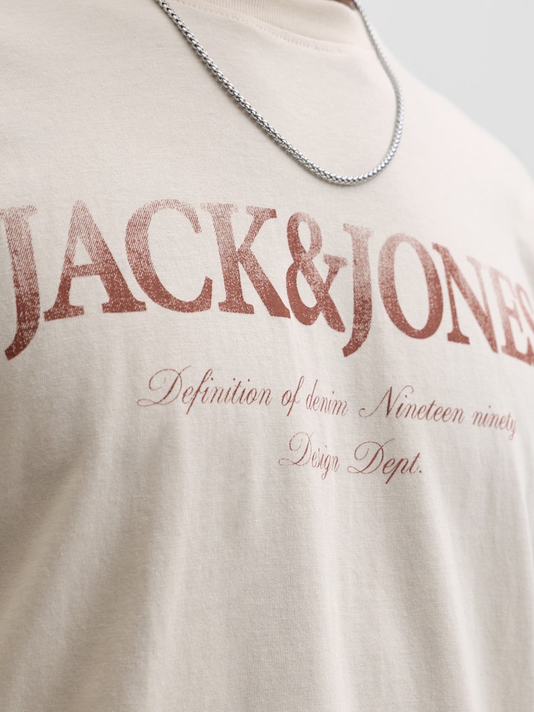 JJDEVIN DAYTONA PRINT TEE SS CREW LN