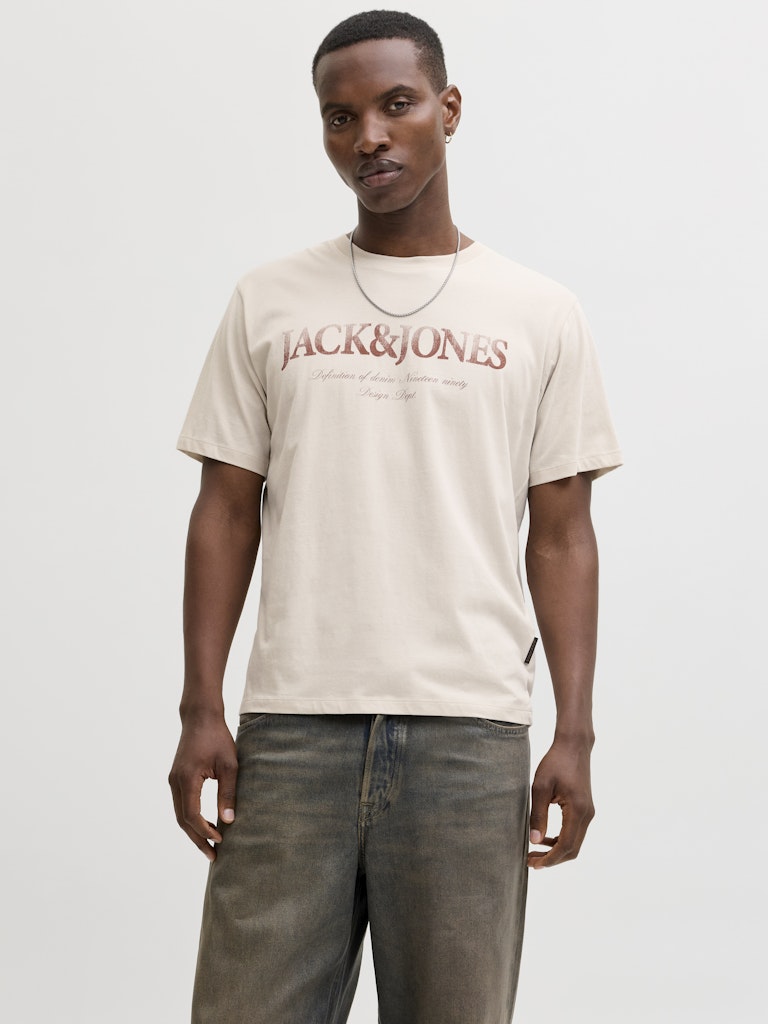 JJDEVIN DAYTONA PRINT TEE SS CREW LN