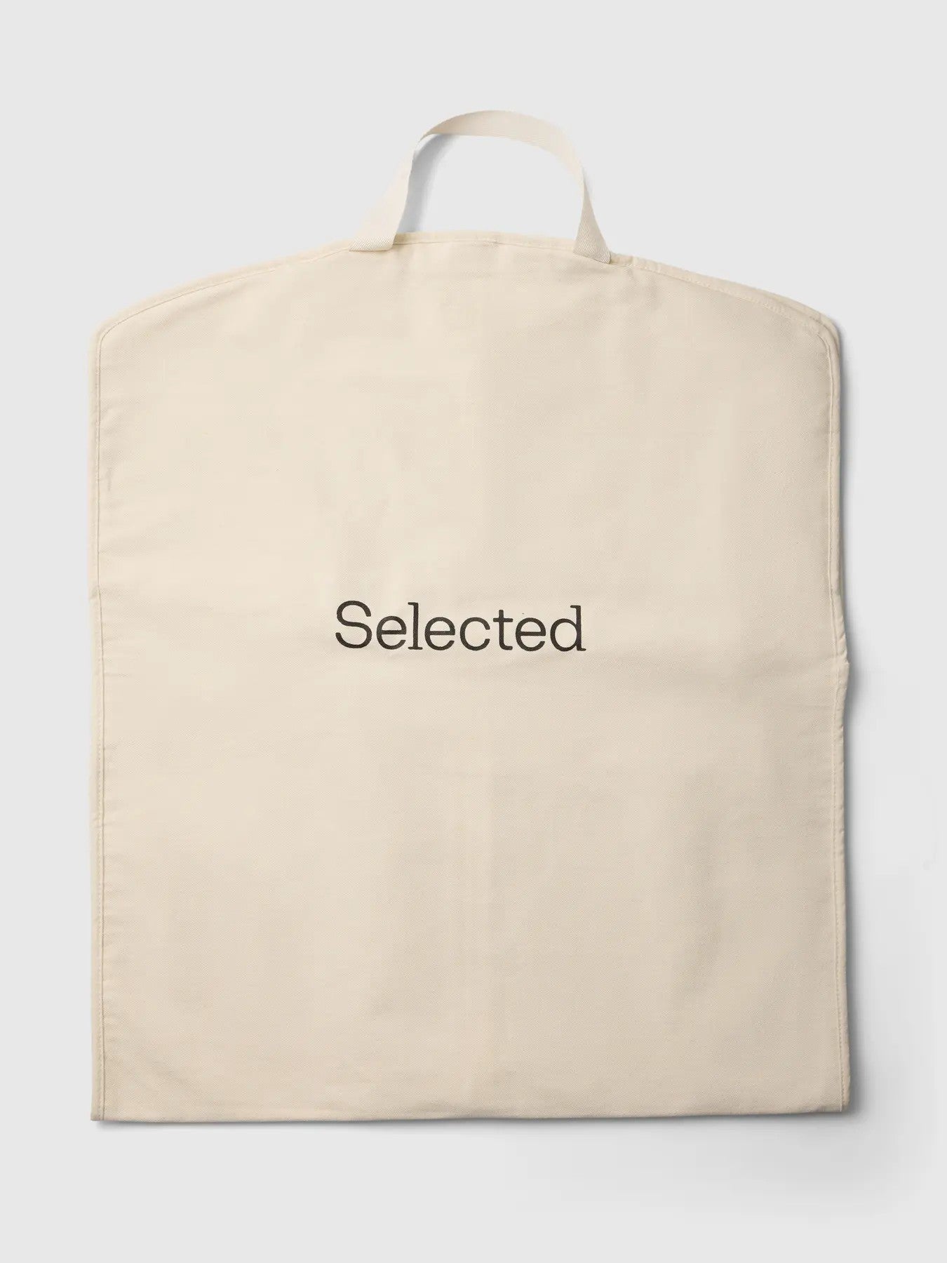 Selected Suitbag 2025