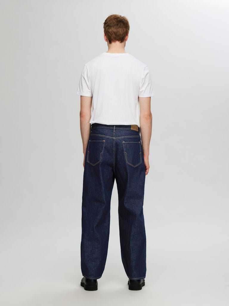 SLH220-LOOSE KOBE JEANS