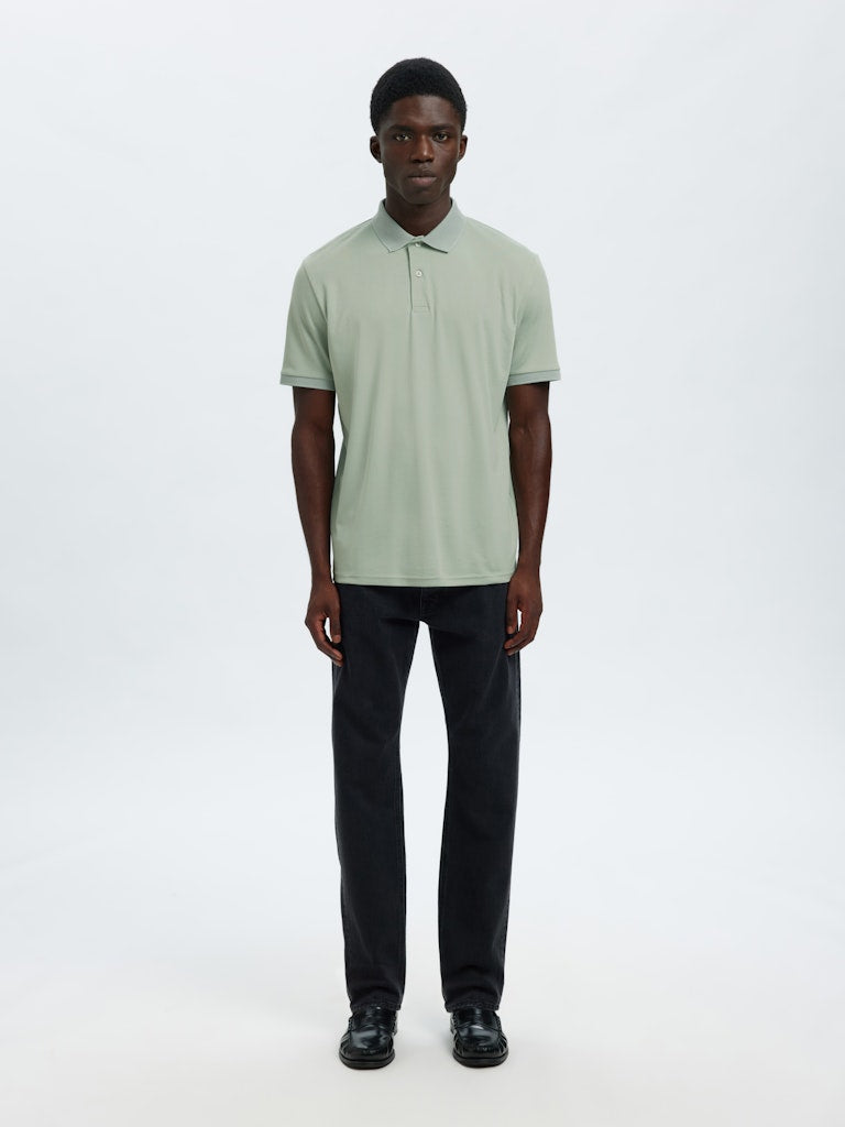 Slim fit knappepolo med SS-logo