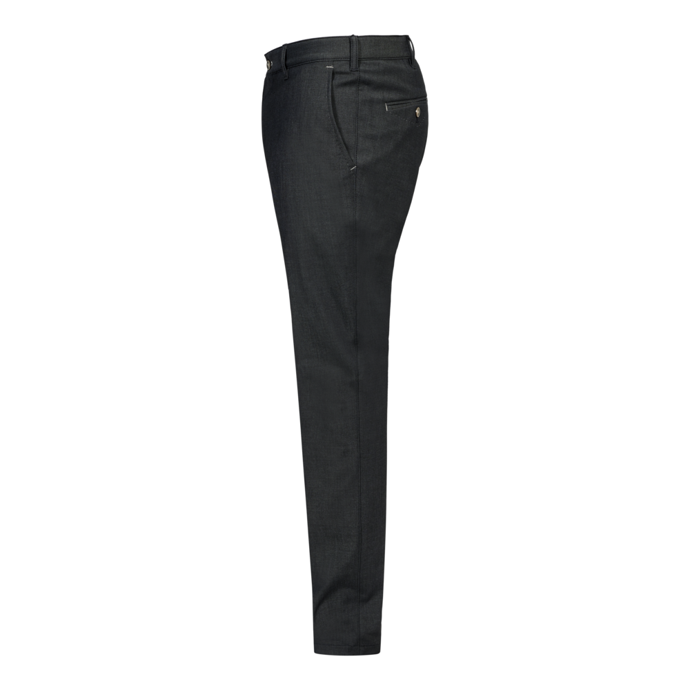 Extreme Flexibility Chino Modern Fit