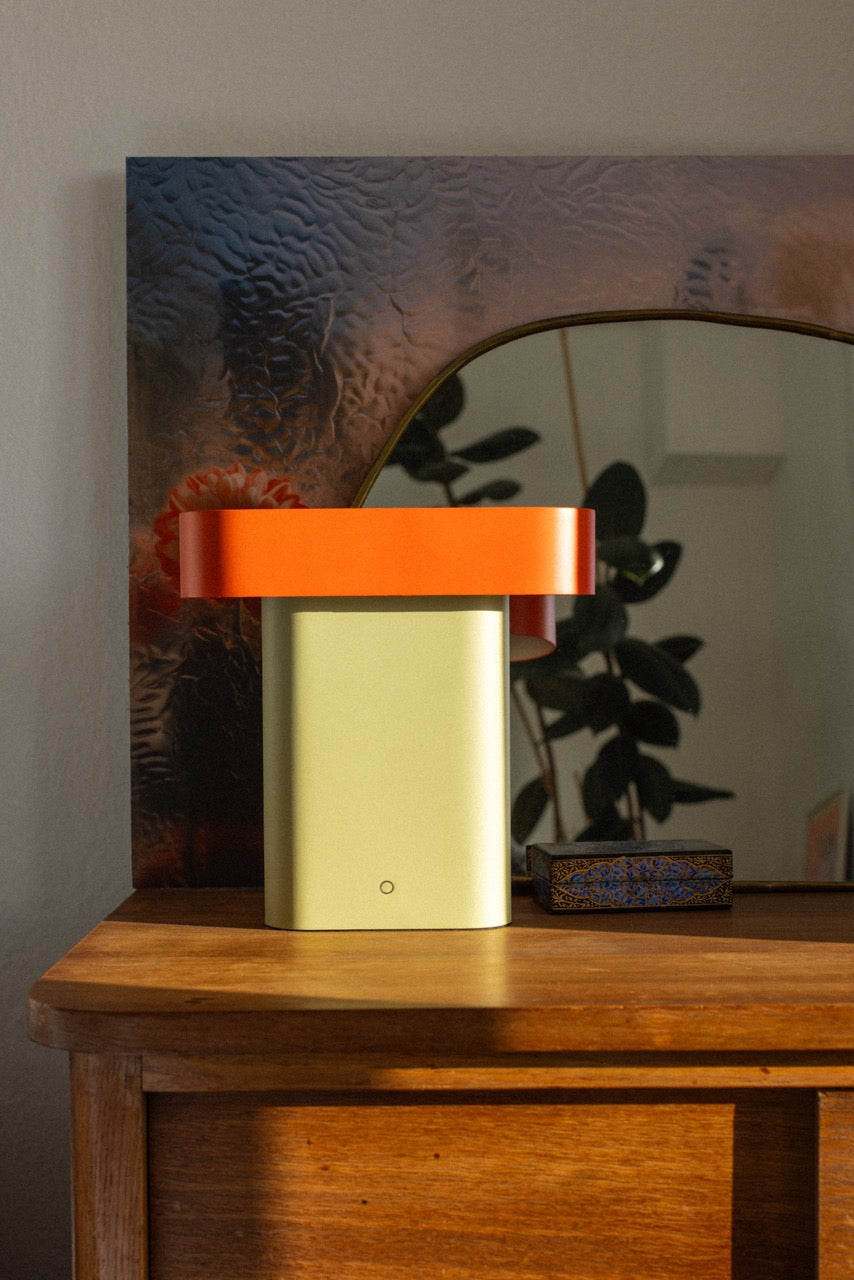 Sleek Bordlampe Grøn/Rød